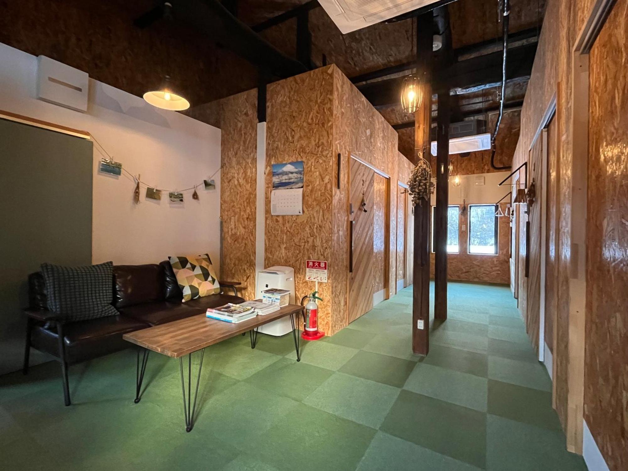 Guesthouse Shirakawa-Go Inn Exterior photo